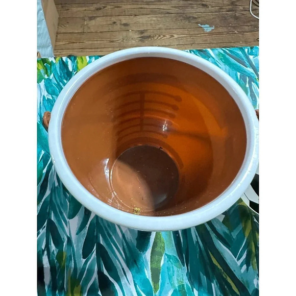 Soccer & Football Plastic Easter pails - Picture 4 of 9